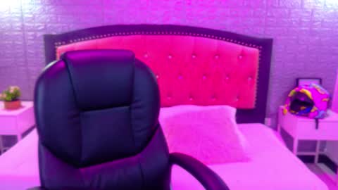 natalie  online show from 01-07-26, 03:31