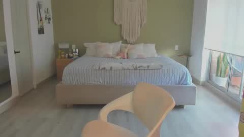 Snapshot of nataly_05 chatting on 11-07-25, 08:53 anatalybee online show from 11-07-25, 08:53