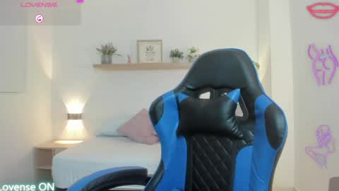 Nataly online show from 04-25-26, 02:14