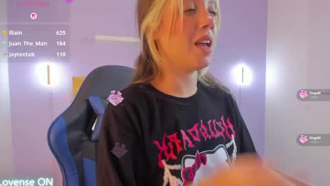 Nataly online show from 05-15-26, 11:23