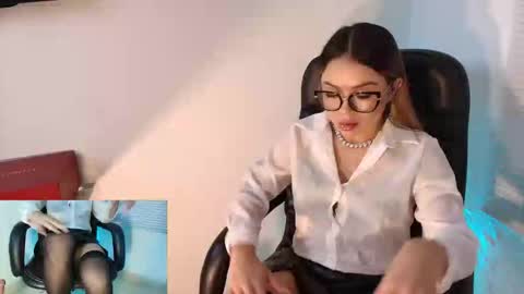 Natalye foster online show from 02-22-26, 09:52