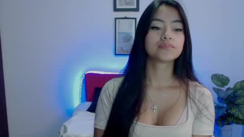 Nataly Escobar online show from 03-06-26, 02:35