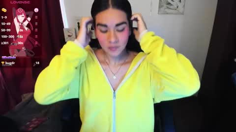 Snapshot of natasha777_a chatting on 10-07-25, 09:01 Natasha online show from 10-07-25, 09:01