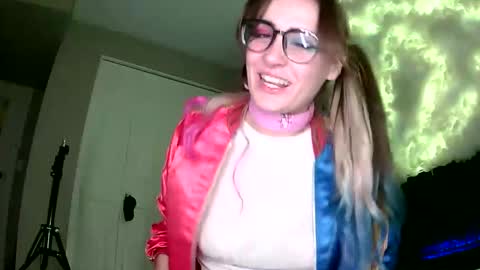 Snapshot of natasha_123341319 chatting on 10-31-25, 06:47 natasha_123341319 online show from 10-31-25, 06:47