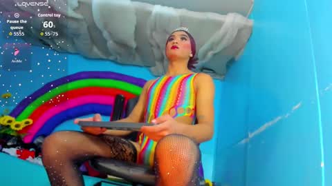 Snapshot of natasha_clifford chatting on 11-18-25, 07:18 natasha_clifford online show from 11-18-25, 07:18