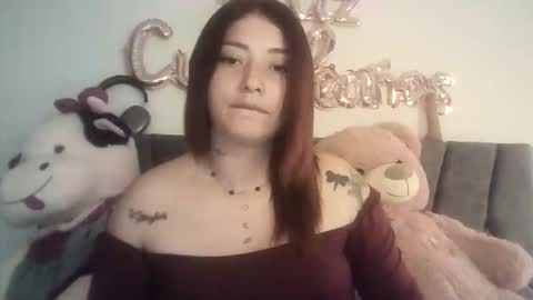 Snapshot of natasha_kein chatting on 05-07-26, 01:27 natalia online show from 05-07-26, 01:27
