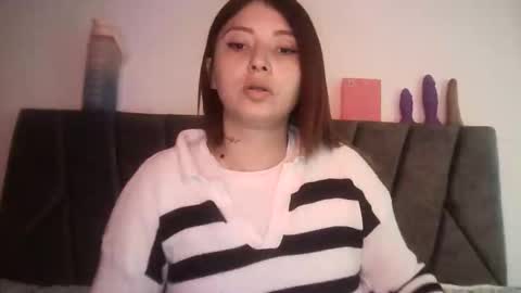 Snapshot of natasha_kein chatting on 05-22-26, 07:52 natalia online show from 05-22-26, 07:52