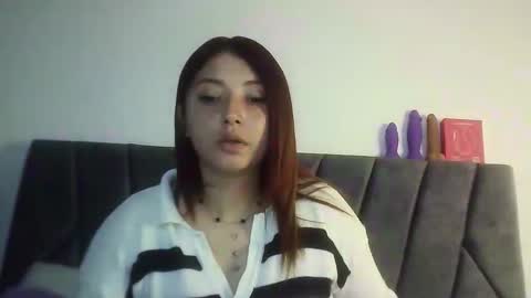 Snapshot of natasha_kein chatting on 06-10-26, 05:45 natalia online show from 06-10-26, 05:45
