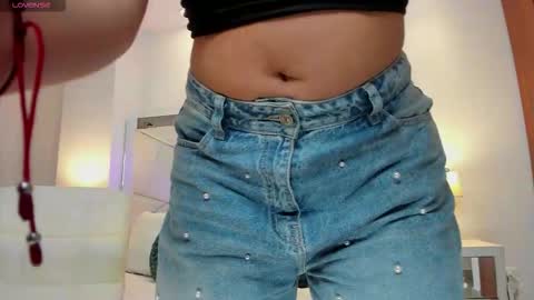 natasha kiim online show from 09-29-25, 03:11