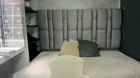 N A T A S H A online show from 09-26-25, 07:51