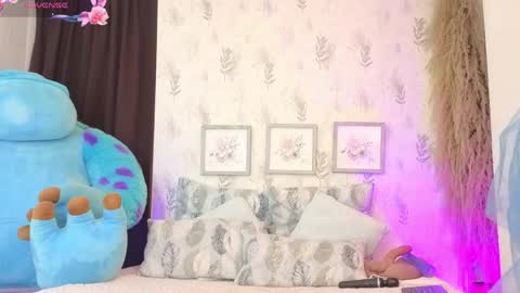 Natasha Blade online show from 06-06-26, 11:37