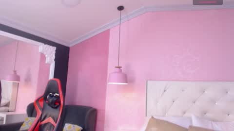 natashabrinkley online show from 09-30-25, 03:00