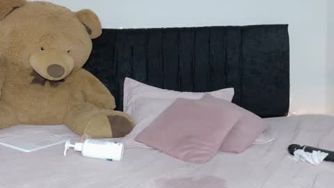 Natasha online show from 02-13-26, 09:55