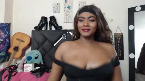 Snapshot of natashasexxy__ chatting on 06-09-26, 02:01 natashasexxy__ online show from 06-09-26, 02:01
