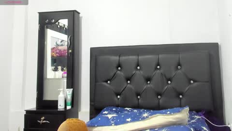 natasshaa_brown online show from 10-15-25, 01:28