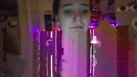 natbaby2002 online show from 10-13-25, 11:49