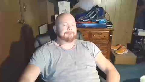 Snapshot of nate_b99 chatting on 10-12-25, 01:37 Nate online show from 10-12-25, 01:37