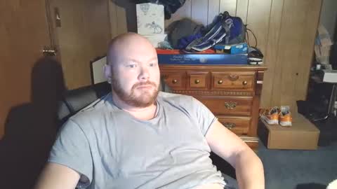 Snapshot of nate_b99 chatting on 11-09-25, 02:04 Nate online show from 11-09-25, 02:04