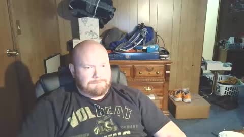 Snapshot of nate_b99 chatting on 12-16-25, 11:32 Nate online show from 12-16-25, 11:32