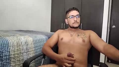 Snapshot of nate_torres chatting on 02-04-26, 06:47 Nate torres online show from 02-04-26, 06:47