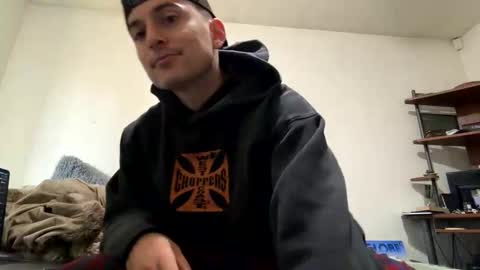Snapshot of natetheexplorer chatting on 04-18-26, 08:20 natetheexplorer online show from 04-18-26, 08:20