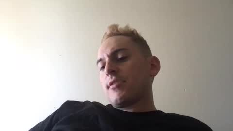 Snapshot of natetheexplorer chatting on 05-15-26, 10:06 natetheexplorer online show from 05-15-26, 10:06