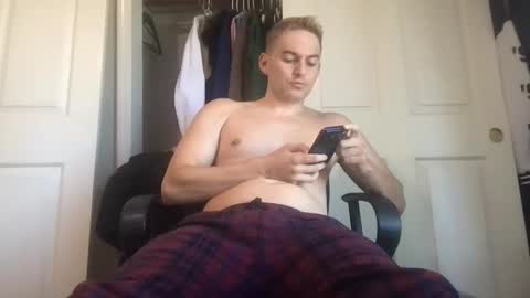 Snapshot of natetheexplorer chatting on 05-17-26, 04:58 natetheexplorer online show from 05-17-26, 04:58