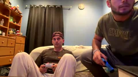 natetheexplorer online show from 07-12-26, 02:02