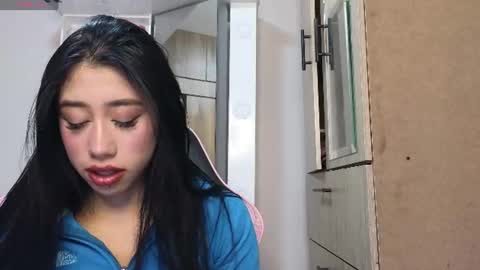 NATHALIA online show from 08-10-26, 04:16