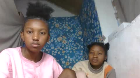 Snapshot of nathalia069 chatting on 06-02-26, 03:19 nathalia069 online show from 06-02-26, 03:19