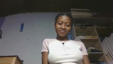 Snapshot of nathalia069 chatting on 06-03-26, 06:46 nathalia069 online show from 06-03-26, 06:46