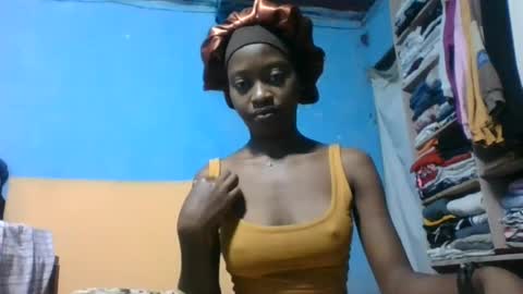 Snapshot of nathalia069 chatting on 06-13-26, 03:48 nathalia069 online show from 06-13-26, 03:48