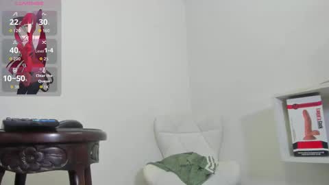 Snapshot of nathalia_isazax chatting on 12-04-25, 01:15 Nathalia Isaza online show from 12-04-25, 01:15