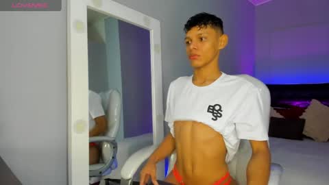 nathalie_moon_ online show from 05-26-26, 11:50