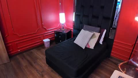 nathalie rossel online show from 04-25-26, 12:08