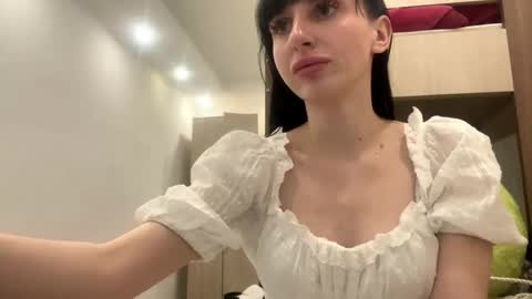 Snapshot of nathaliejerden chatting on 05-06-26, 11:04 Marge online show from 05-06-26, 11:04