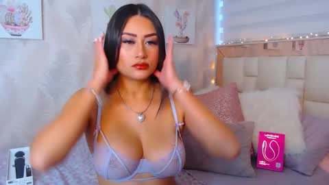 Nathalie Rose online show from 11-27-25, 11:01