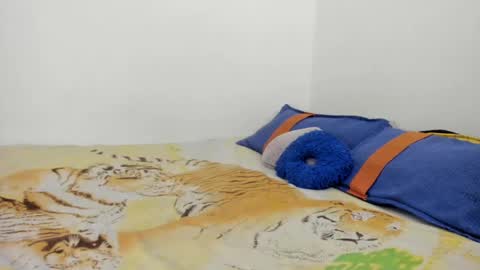 Nathaly online show from 12-04-24, 08:18