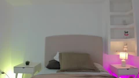 NATHALY  online show from 11-20-25, 10:37