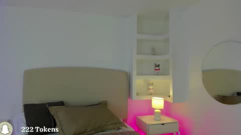 NATHALY  online show from 12-19-25, 10:33