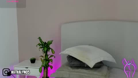 NATHALY  online show from 07-09-26, 10:41