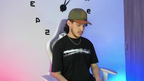 Snapshot of nathan__ferrara chatting on 04-08-26, 11:54 online show from 04-08-26, 11:54