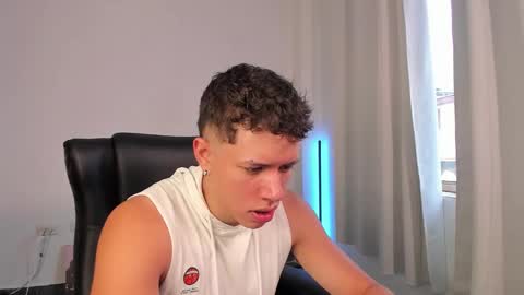 Snapshot of nathan_blake_ chatting on 09-14-25, 05:34 Nathan online show from 09-14-25, 05:34