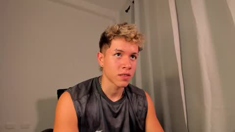 Snapshot of nathan_blake_ chatting on 11-19-25, 09:26 Nathan online show from 11-19-25, 09:26