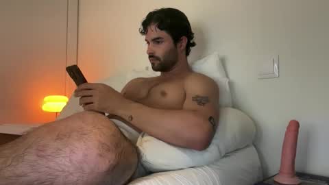 Snapshot of nathan_gael chatting on 05-14-26, 08:37 Nathaniel online show from 05-14-26, 08:37
