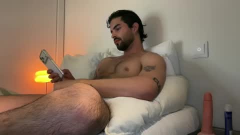 Snapshot of nathan_gael chatting on 06-13-26, 06:17 Nathaniel online show from 06-13-26, 06:17