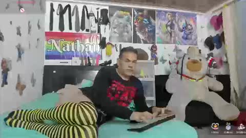 Nathan online show from 09-09-25, 01:38