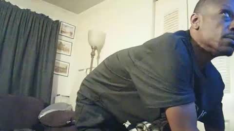 nathanbutler0 online show from 04-05-26, 03:58