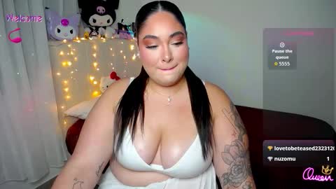 Snapshot of nathasha_lopez_ chatting on 12-14-25, 04:40 Natasha online show from 12-14-25, 04:40