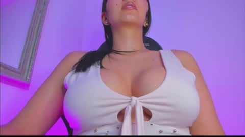 Snapshot of nathyy_garcia chatting on 04-29-26, 02:48 Nathyy online show from 04-29-26, 02:48